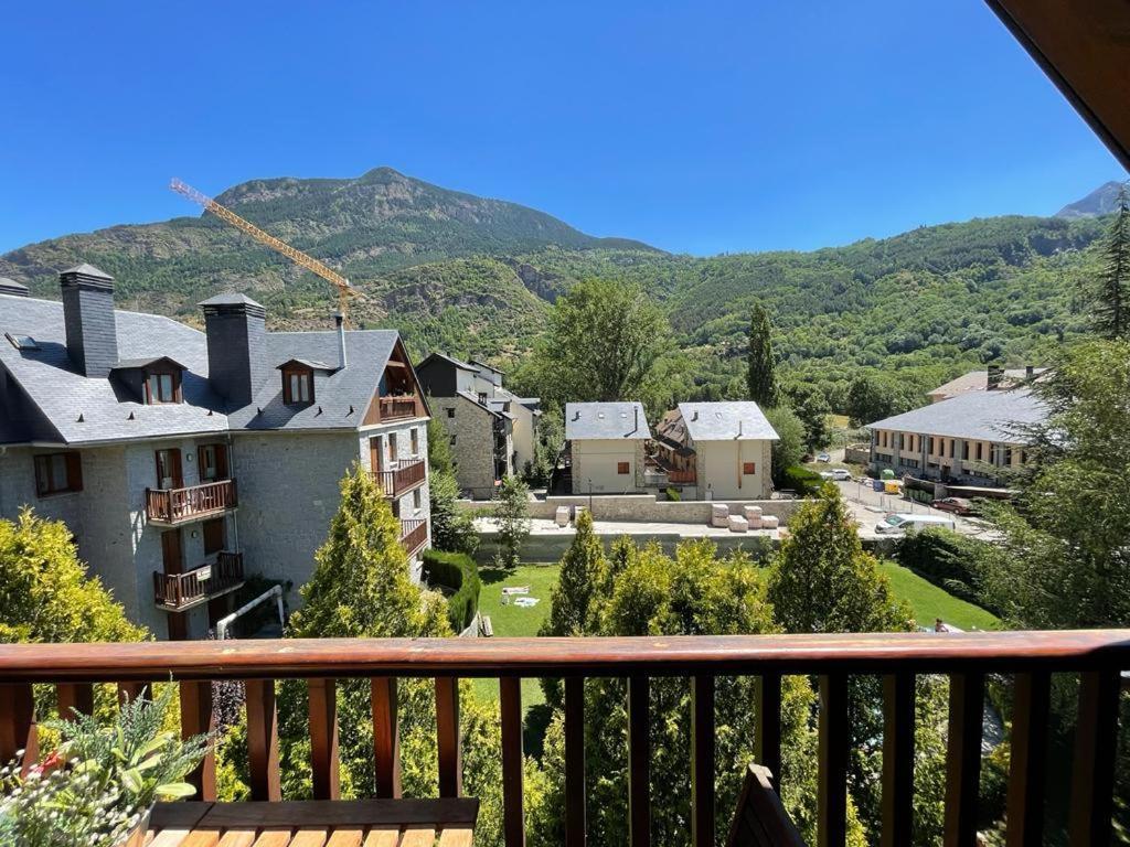Apartamento Pico De Alba Benasque Exterior photo