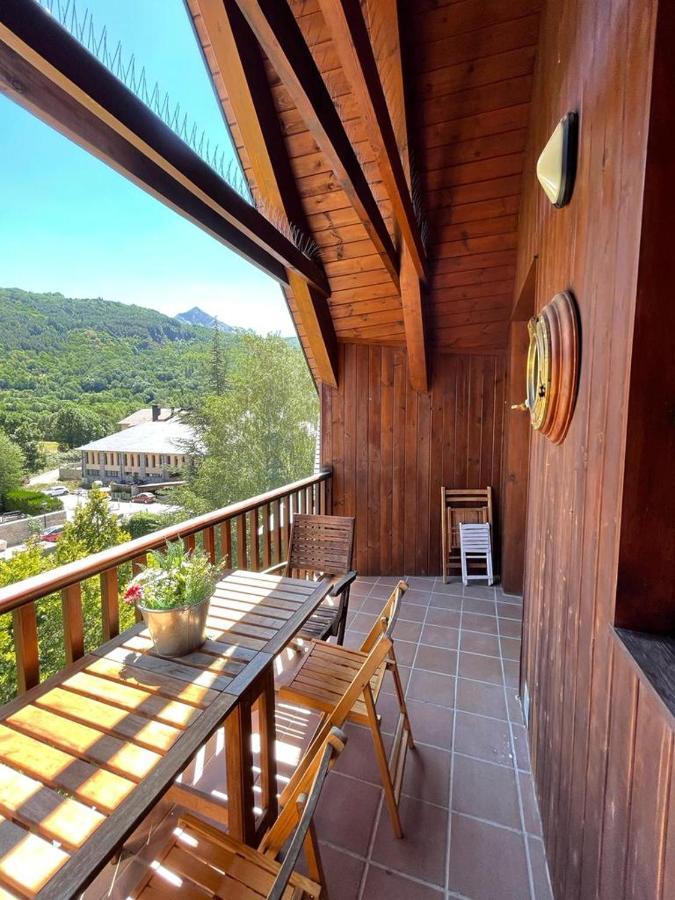 Apartamento Pico De Alba Benasque Exterior photo